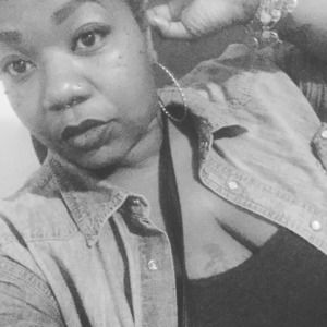 Meet your Posher, Chanel